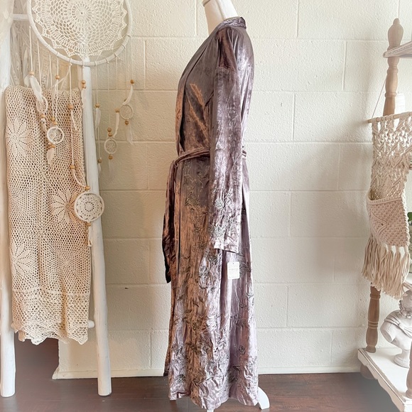 NWT Free People X Nigel Preston Embroidered Velvet Robe - Picture 10 of 16
